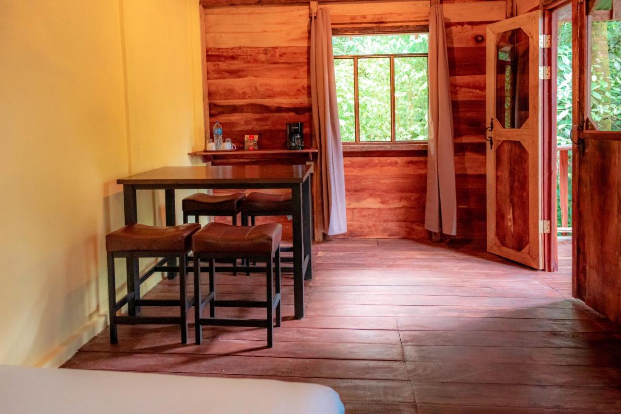 La Tigra Rainforest Lodge Ла Фортуна Экстерьер фото